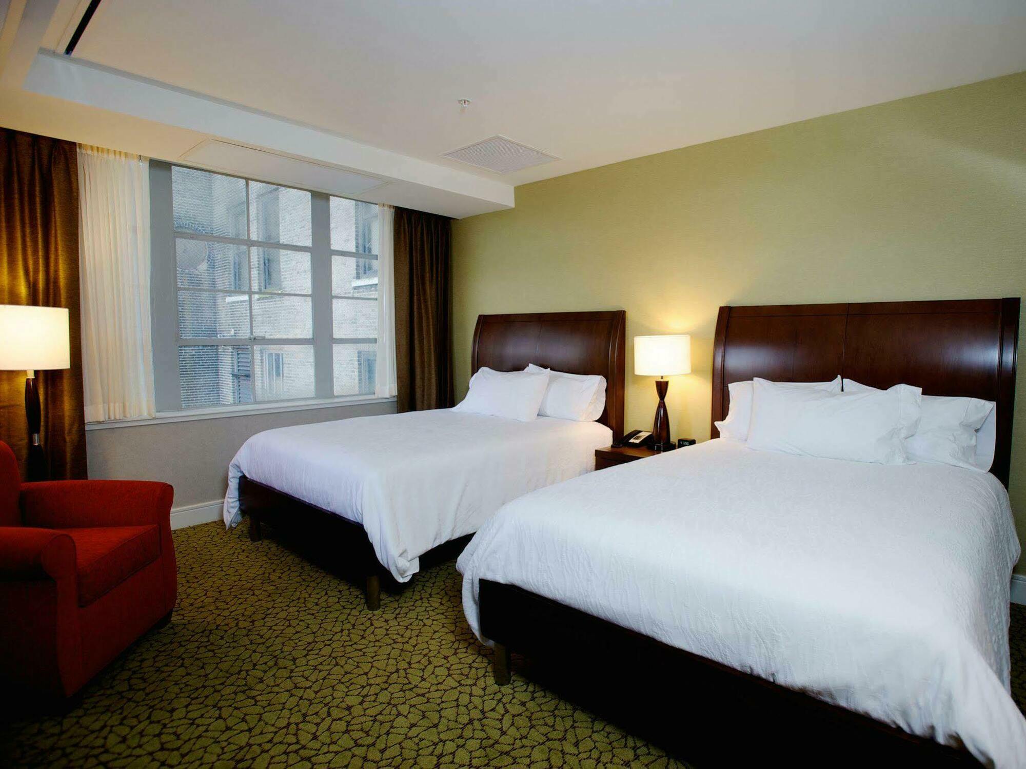 The Hilton Garden Inn Buffalo-Downtown Екстериор снимка